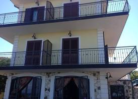 Villa Malandrino Guest House 2