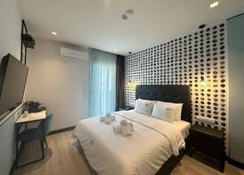 Urban Elephant Suites 4