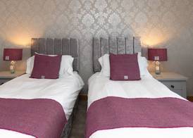 Stornoway Bed and Breakfast 4