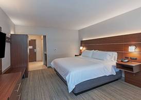 Holiday Inn Express & Suites PARSONS by IHG 5