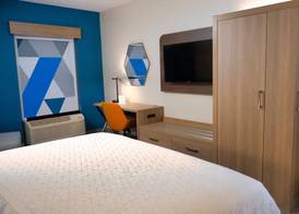 Holiday Inn Express & Suites TAMPA NORTHWEST-OLDSMAR by IHG 4
