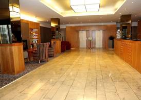 Maldron Hotel Derry 5
