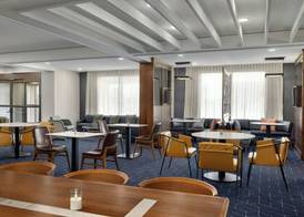 Courtyard by Marriott Kokomo 4