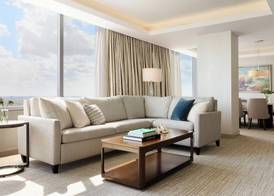 InterContinental Hotels HOUSTON by IHG 3