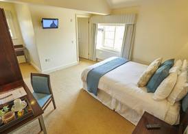 The Cadogan Arms 5