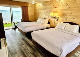 Sunrise Beach Motel 4