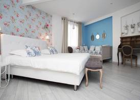Hôtel Mademoiselle 3