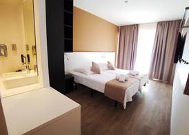 Planet Hotels ONE - Adults Only 16 years 3