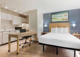 Extended Stay America Suites - Arlington - Six Flags 4