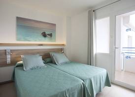 Playa Bella Beach Apartments 4