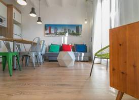Fira POP 2 Modern Balcony by Myrentalhost 3