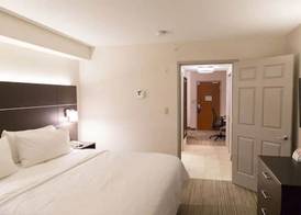 Holiday Inn Express & Suites BRAMPTON by IHG 5