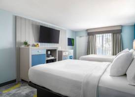 Capt Hirams Resort 5