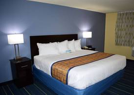 Days Inn by Wyndham Augusta 3