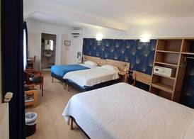 Hotel La Louisiane 4