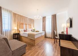 Plitvice Falls Cottage - Luxury rooms & Dinner 5