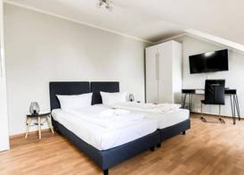 Hotel Blutenburg 5
