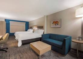 Holiday Inn Express & Suites LEXINGTON by IHG 4