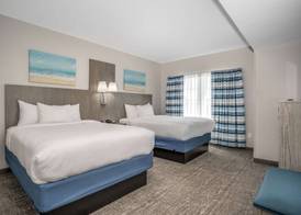 Lighthouse Suites - Best Western Signature Collection 5