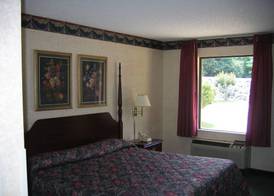 America's Best Value Inn & Suites 3