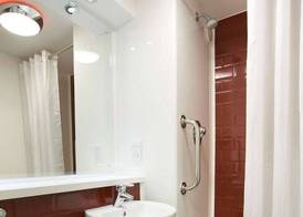 Travelodge Edinburgh Learmonth 5