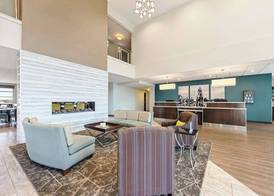 Best Western Plus Bolivar Hotel & Suites 2