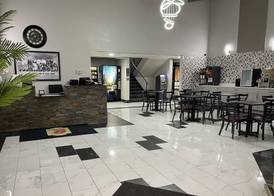 Super 8 by Wyndham Shakopee 3
