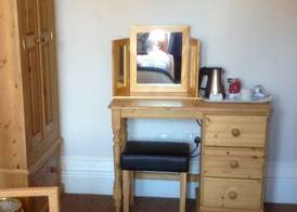 Bay Lodge Guest House 4