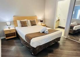 Caloundra Central Apartment Hotel Official 5