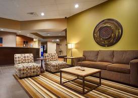 Best Western Plus Night Watchman Inn & Suites 2