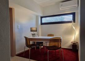 10 Apartments & Suites Athens 2