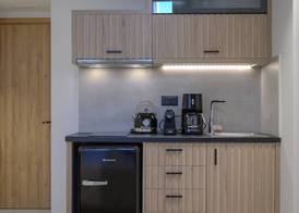 Marea Boutique Suites 3