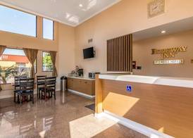 Rodeway Inn Artesia Cerritos 2