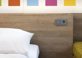 Business & Budget Hotel Tessin 4