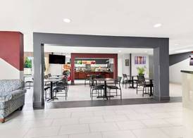 Quality Inn Merrimack - Nashua 5