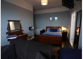 Rolling Wave Guesthouse 4