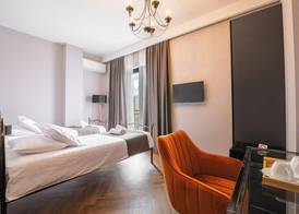 Golden Boutique Hotel 5