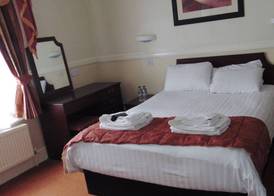 San Clu Hotel, Bar & Brasserie 4