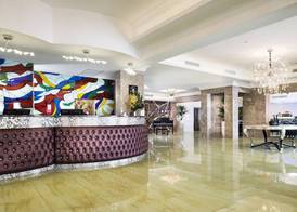 Swan River Hotel 2