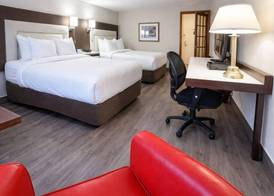 Quality Inn & Suites 5