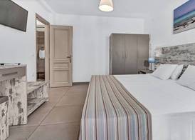 Evina Rooms & Suites 4