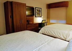 Holiday Inn Express & Suites MADISON by IHG 2