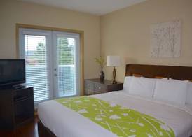 Sunset Resorts Canmore and Spa 4