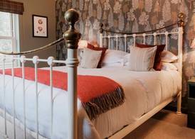 Fisherman's Haunt Hotel 5