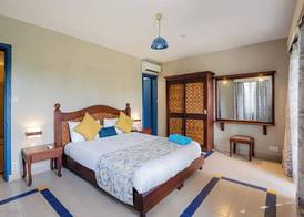 Le Grand Bleu Hotel 4
