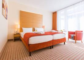 Park-Hotel Hübner 5