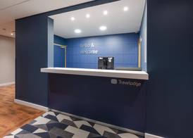 Travelodge Caernarfon 5