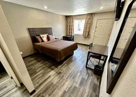West Inn NAU - Downtown Flagstaff 4