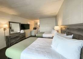 The Grand Regal Resort 4
