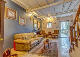 Erendira Hotel - Special Class 2